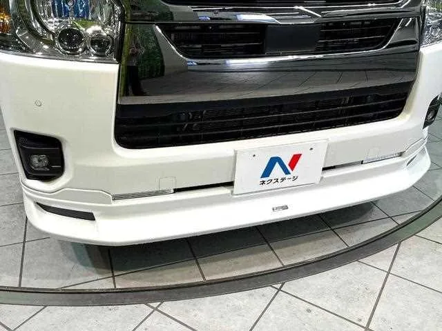 Toyota Hiace Van 2022 — миниатюра 4