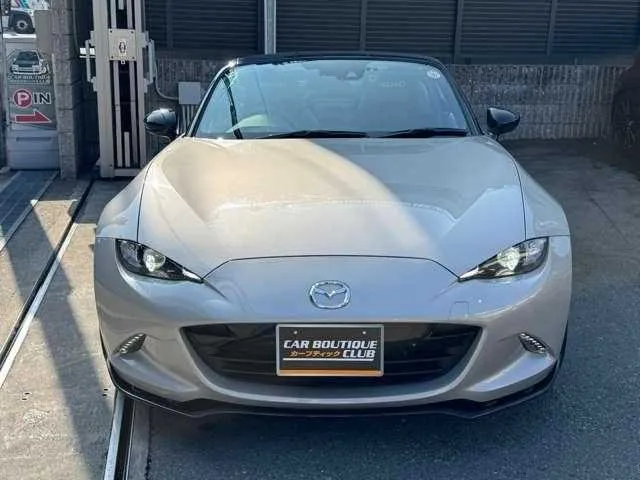 Mazda Roadster 2022 — миниатюра 2