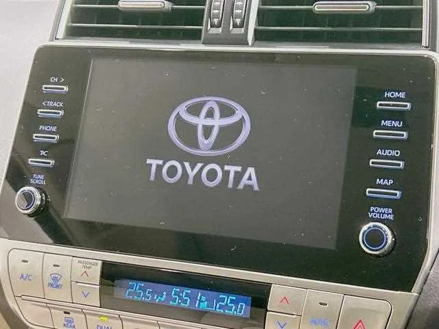 Toyota Land Cruiser Prado 2023 — миниатюра 4