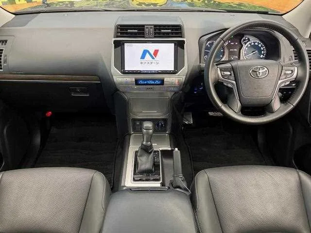 Toyota Land Cruiser Prado 2023 — миниатюра 2