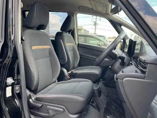 Nissan Serena 2023 — миниатюра 5