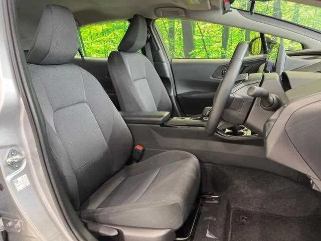 Toyota Prius 2023 — миниатюра 5