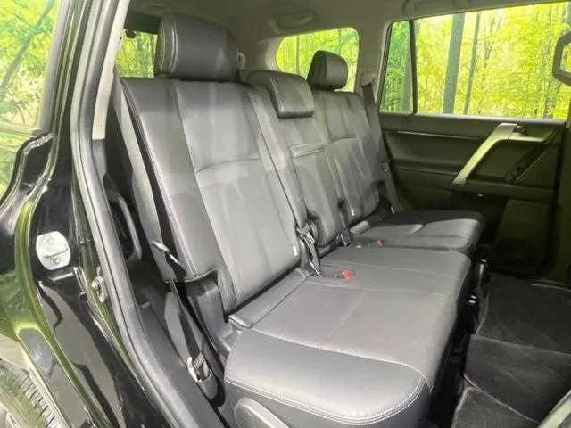 Toyota Land Cruiser Prado 2023 — миниатюра 3