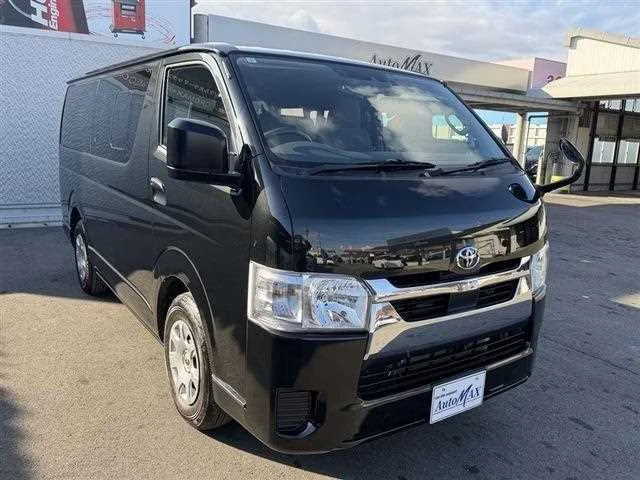 Toyota Hiace Van 2024 — миниатюра 3
