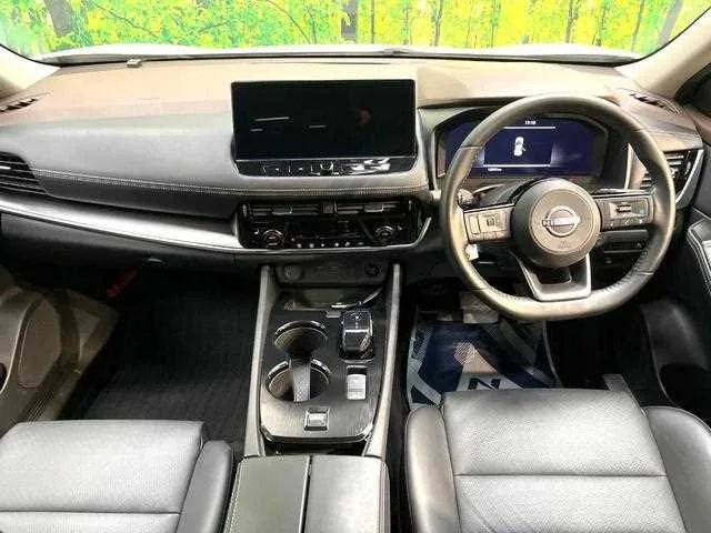 Nissan X-Trail 2023 — миниатюра 2
