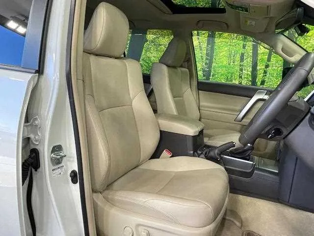 Toyota Land Cruiser Prado 2023 — миниатюра 5
