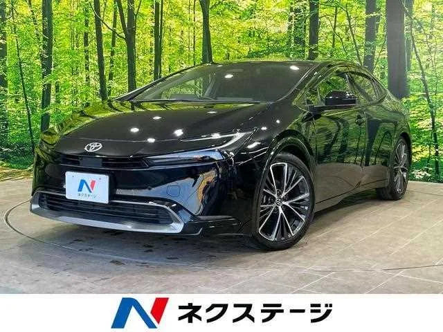 Toyota Prius 2023 — фото 1, купить с доставкой в Москву