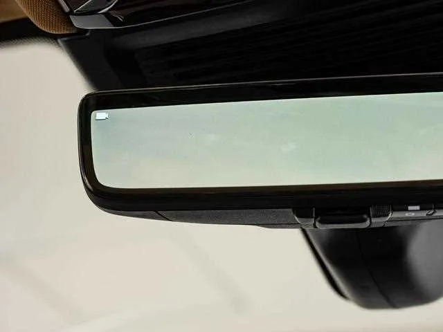 Land Rover Range Rover 2023 — миниатюра 4