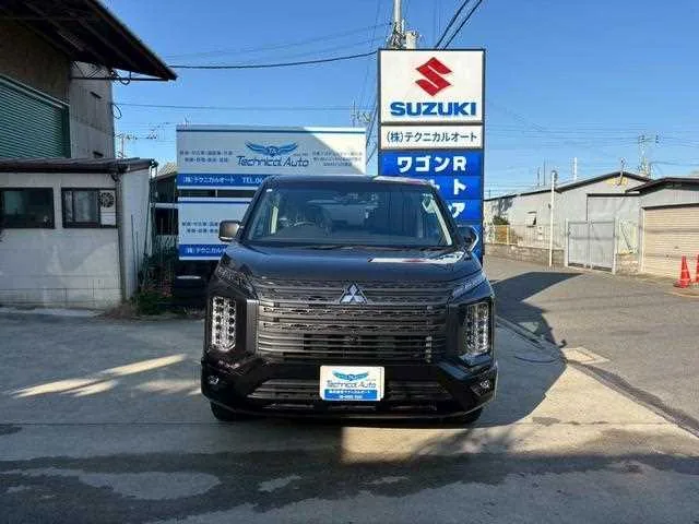 Mitsubishi Delica D:5 2023 — миниатюра 2