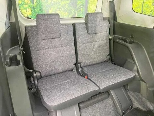 Toyota Sienta 2024 — миниатюра 4
