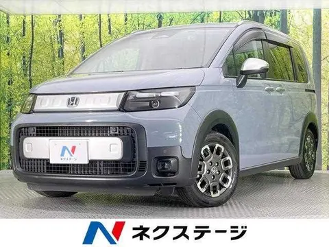 Honda Freed 2025 купить в Москве