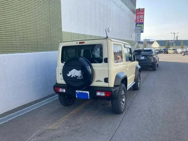 Suzuki Jimny Sierra JC 2022 — миниатюра 2