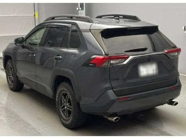 Toyota RAV4 2022 — миниатюра 5