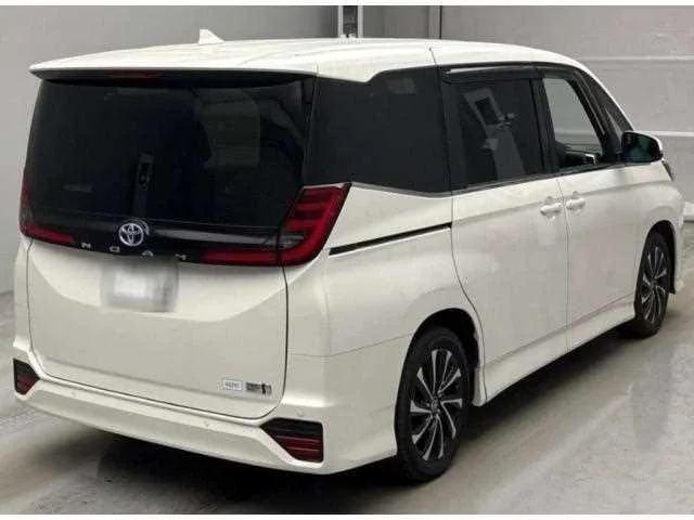 Toyota Noah 2025 — миниатюра 5