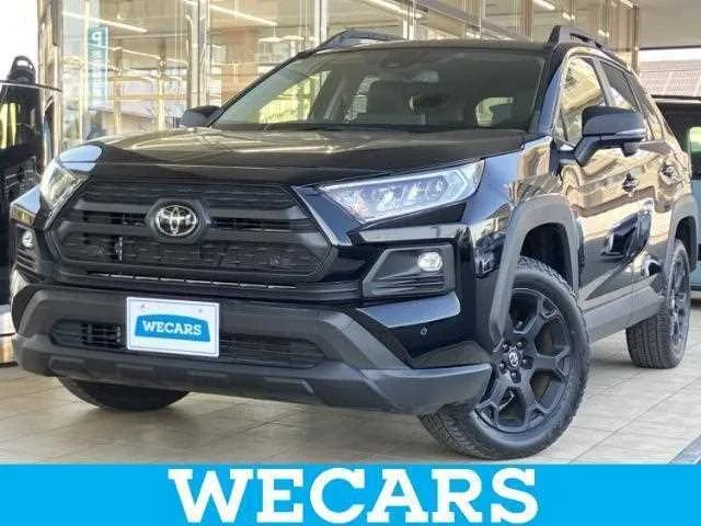 Toyota RAV4 2023 — фото 1, купить с доставкой в Москву