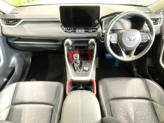 Toyota RAV4 2023 — миниатюра 2