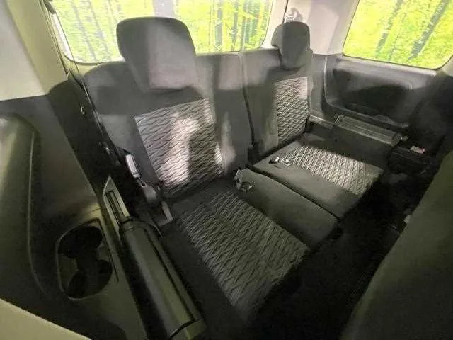 Mitsubishi Delica D:5 2022 — миниатюра 4