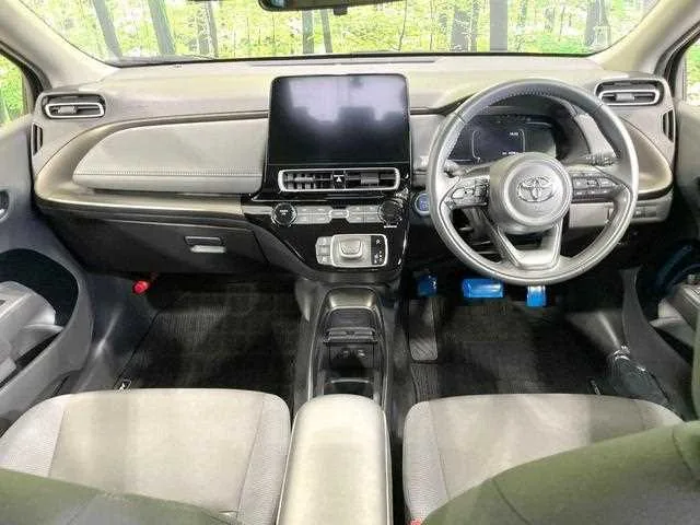 Toyota AQUA 2024 — миниатюра 2