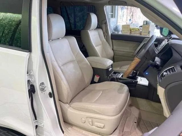 Toyota Land Cruiser Prado 2022 — миниатюра 4