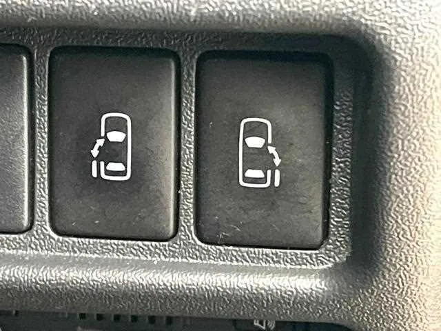 Toyota Hiace Van 2023 — миниатюра 5