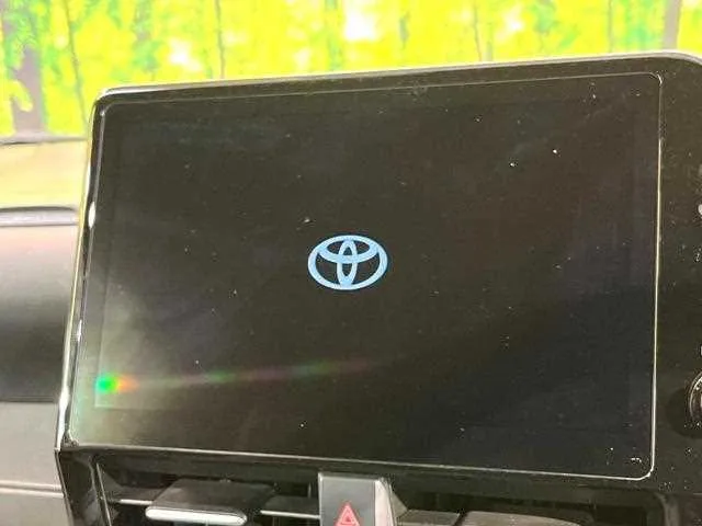 Toyota Voxy 2022 — миниатюра 5