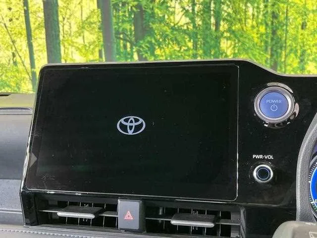 Toyota Voxy 2022 — миниатюра 4