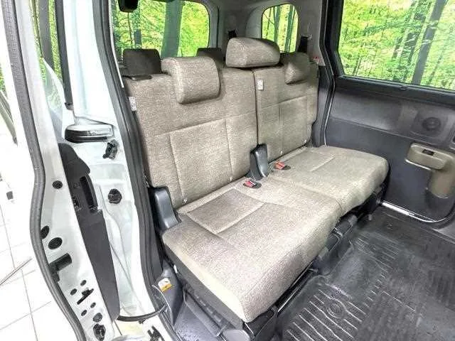 Toyota Sienta 2025 — миниатюра 4