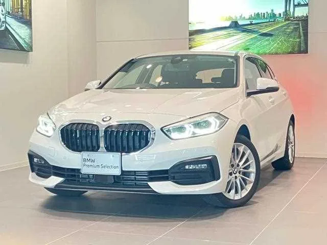 BMW 1 Series 2022 — миниатюра 2