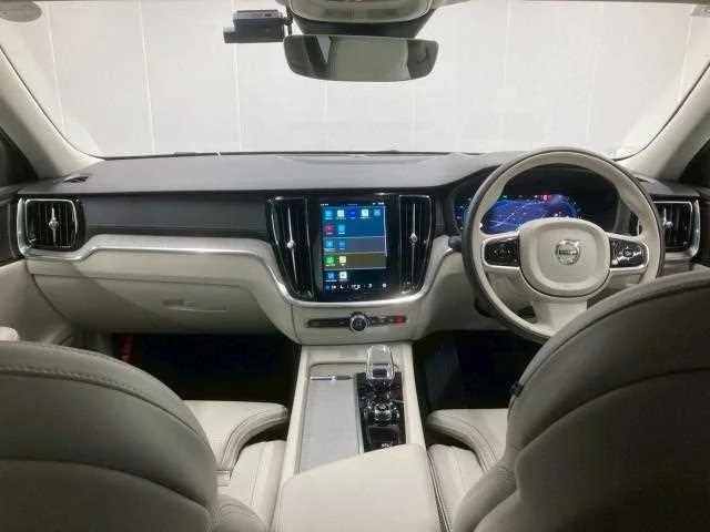 Volvo S60 2024 — миниатюра 2