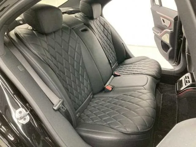 Mercedes-Benz S-Class 2024 — миниатюра 3