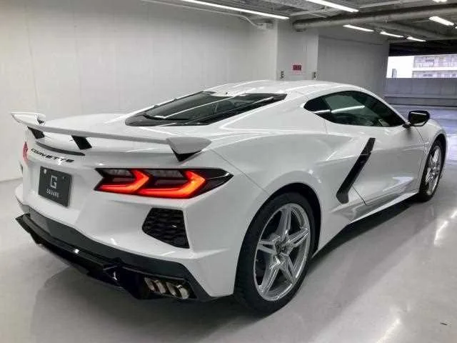 Chevrolet Corvette 2026 — миниатюра 3