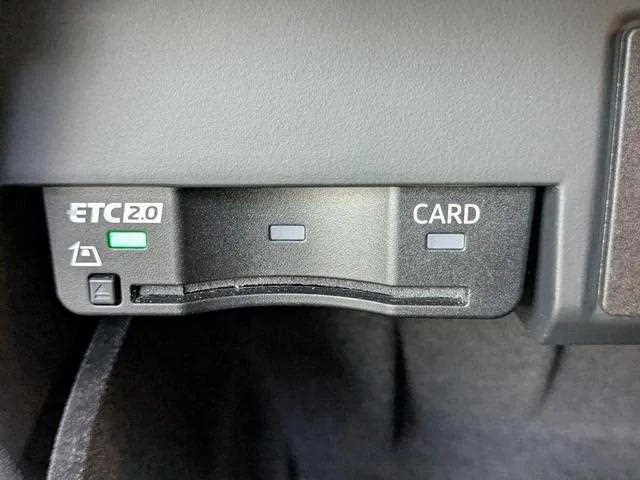 Audi A4 2023 — миниатюра 4