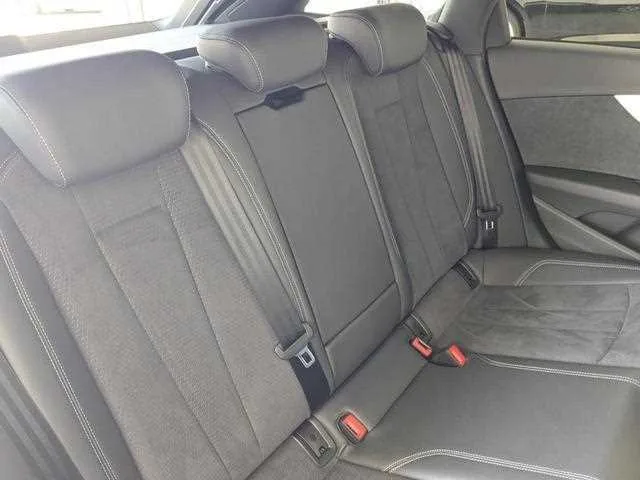 Audi A4 2023 — миниатюра 5