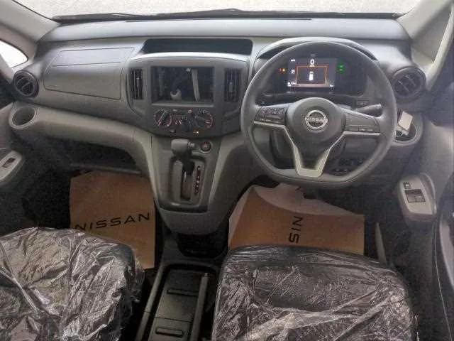 Nissan NV200 VANETTE 2026 — миниатюра 3
