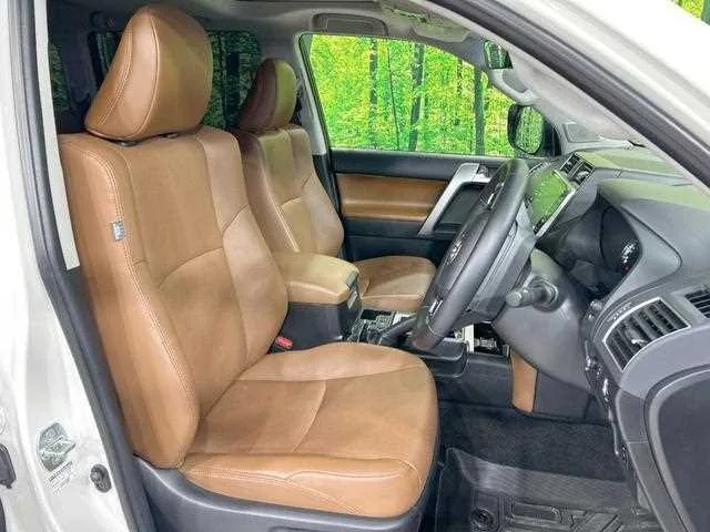 Toyota Land Cruiser Prado 2022 — миниатюра 5