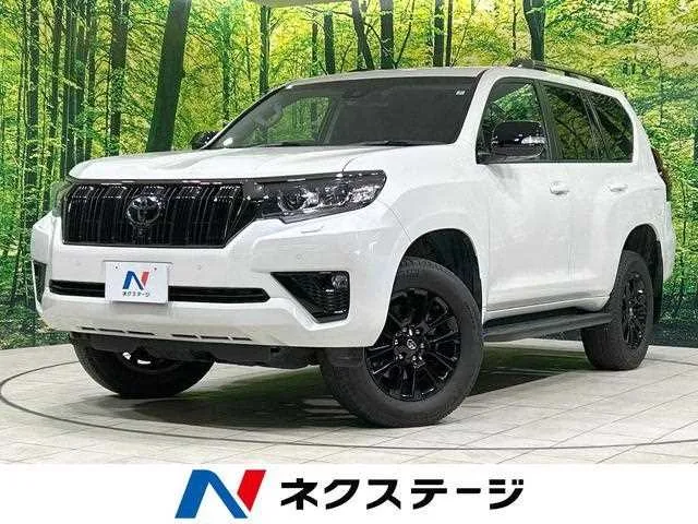 Toyota Land Cruiser Prado 2022 — фото 1, купить с доставкой в Москву