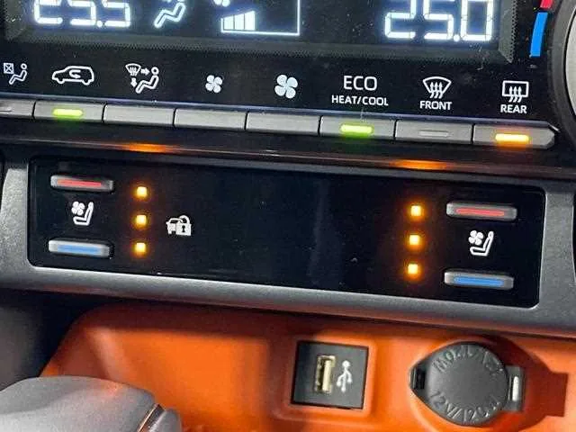 Toyota RAV4 2025 — миниатюра 3