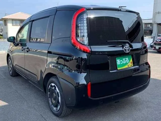 Toyota Sienta 2025 — миниатюра 4