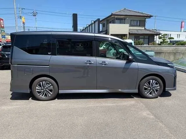 Nissan Serena 2024 — миниатюра 5