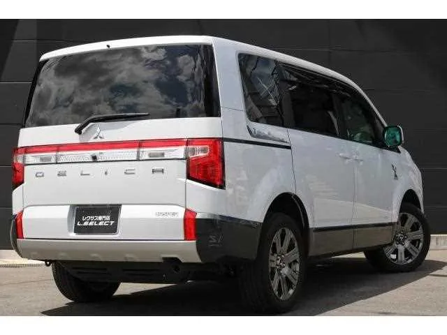 Mitsubishi Delica D:5 2022 — миниатюра 2