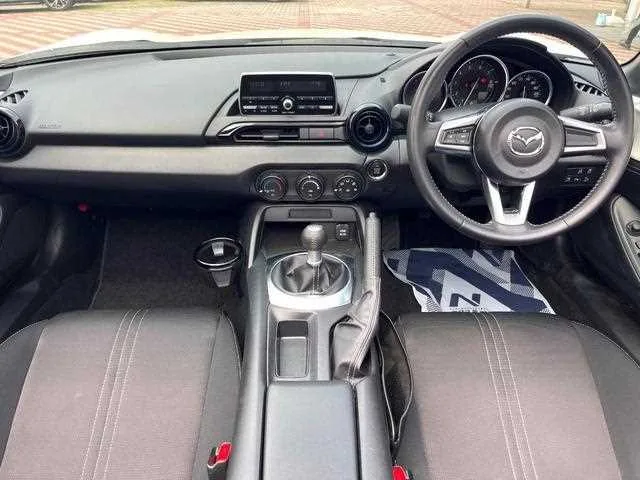 Mazda Roadster 2023 — миниатюра 2