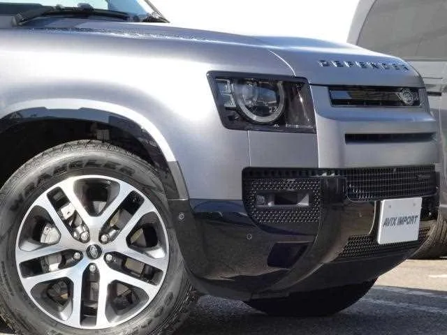 Land Rover Defender 2023 — миниатюра 5