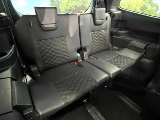 Toyota Voxy 2022 — миниатюра 4
