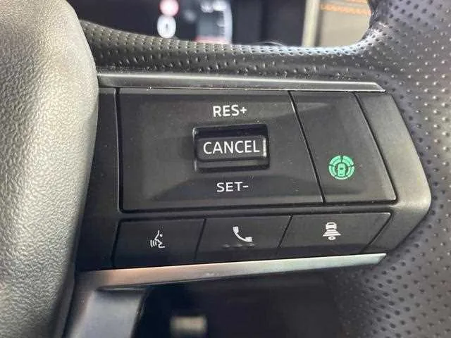Mitsubishi Outlander 2022 — миниатюра 3