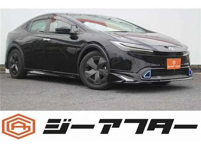 Toyota Prius 2023 — фото 1, купить с доставкой в Москву