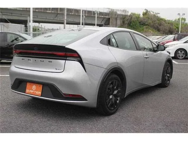 Toyota Prius 2023 — миниатюра 4
