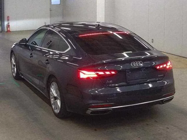 Audi A5 2023 — миниатюра 2