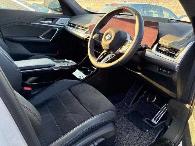 BMW BMW Others M35i xDrive 4WD 2024 — миниатюра 3