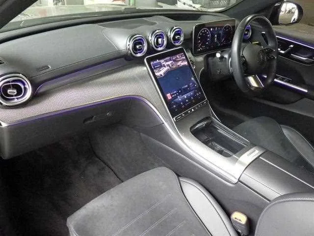 Mercedes-Benz C-Class 2024 — миниатюра 3