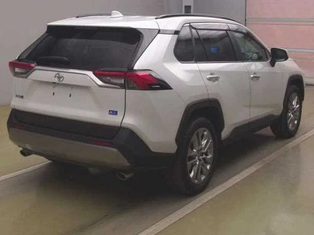 Toyota RAV4 2023 — миниатюра 2